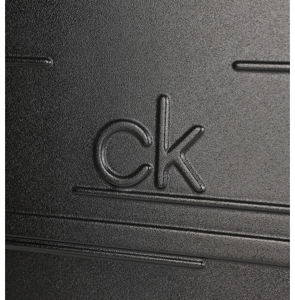 Βαλίτσα σκληρή Μεσαία CALVIN KLEIN New Light LH418NL4 Μαύρο