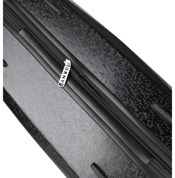 Βαλίτσα σκληρή Μεσαία DKNY D3123B-DH418CP4 Μαύρο