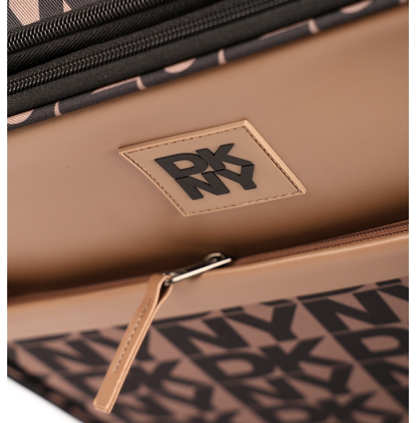 Bαλίτσα Μεσαία υφασμάτινη DKNY New Era D4610-DT418NE5 Καφέ Bαλίτσα Μεσαία υφασμάτινη DKNY New Era D4610-DT418NE5 Καφέ