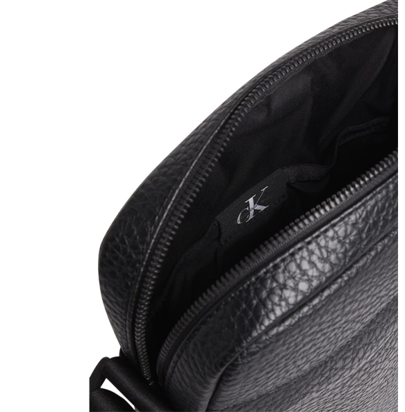 Τσαντάκι χιαστί CALVIN KLEIN Tagged 8208 Μαύρο