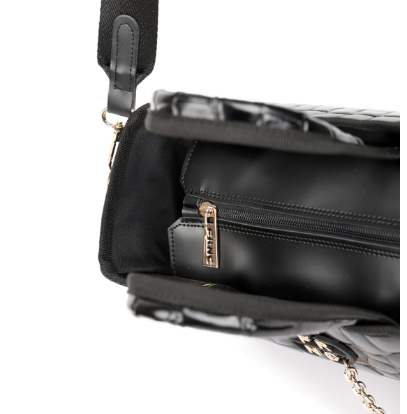 Τσαντά χειρός FRNC 5902 Μαύρο Κροκό