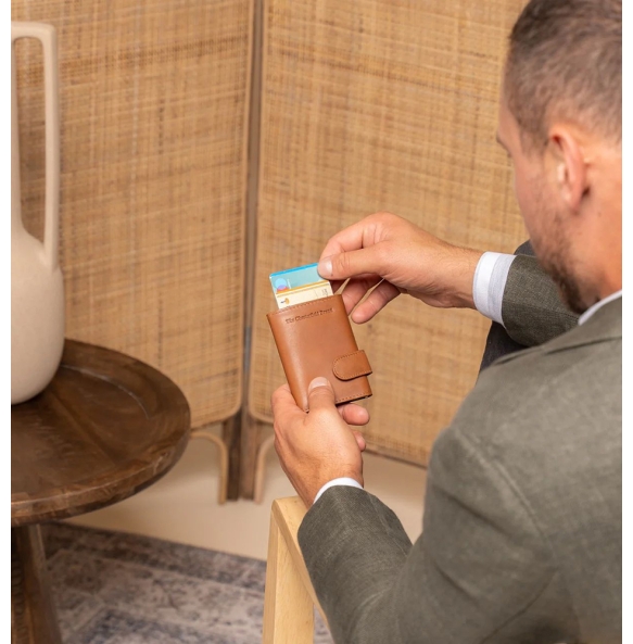 Καρτοθήκη THE CHESTERFIELD BRAND Leicester C08.038231 Ταμπά