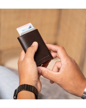 Καρτοθήκη THE CHESTERFIELD BRAND Palma C08.038301 Καφέ