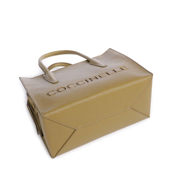 Τσάντα COCCINELLE Myrtha26 Small E1UAK180101 Λαδί