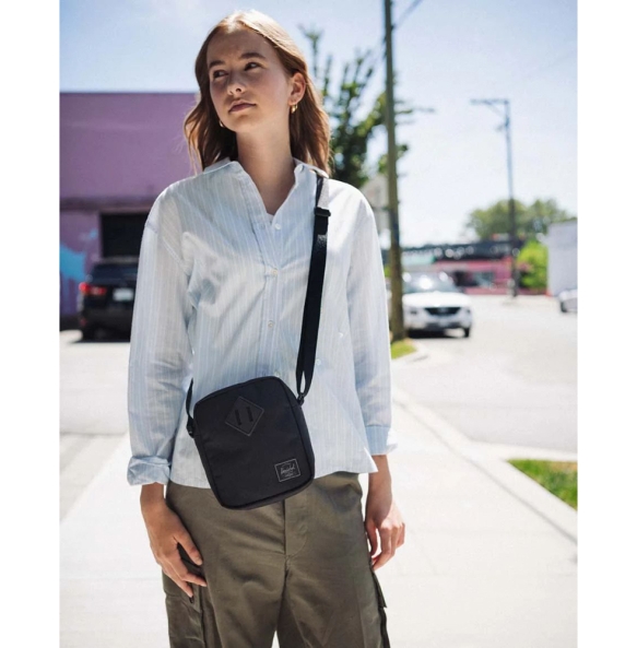 Τσάντα HERSCHEL Heritage Crossbody 11384 Μαύρο