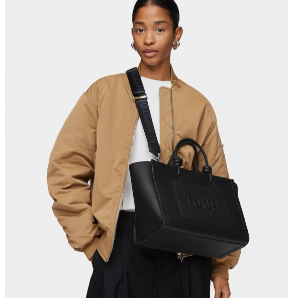 Τσάντα TOUS Shopper Medium Amaya La Rue New 2002025651 Μαύρο Τσάντα TOUS Shopper Medium Amaya La Rue New 2002025651 Μαύρο