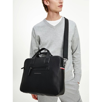 Τσάντα TOMMY HILFIGER 7240 Essential Μαύρο