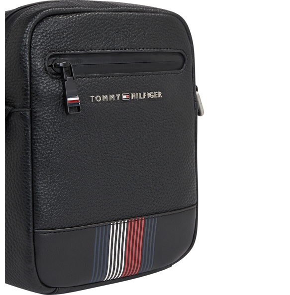 Τσαντάκι TOMMY HILFIGER TH Metal Logo Reporter 12484 Black