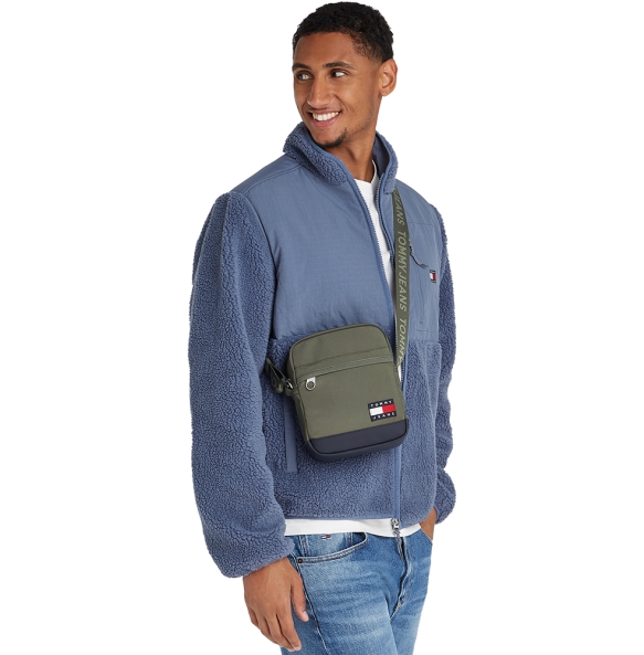 Τσάντα TOMMY HILFIGER Essential Crossbody Reporter Bag 13389 Χακί