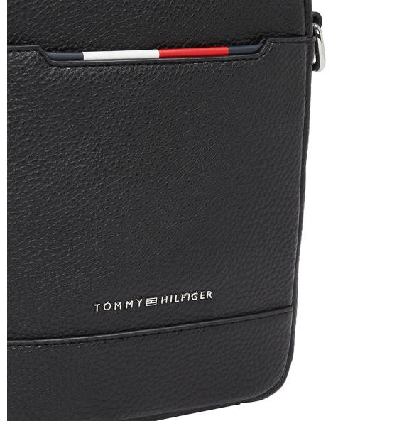 Τσάντα TOMMY HILFIGER TH Central Mini Reporter 13486 Μαύρο