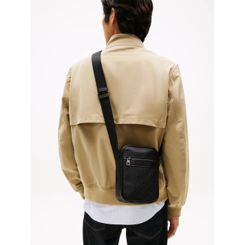 Τσαντάκι TOMMY HILFIGER TH Monogram Reporter Bag 13493 Μαύρο