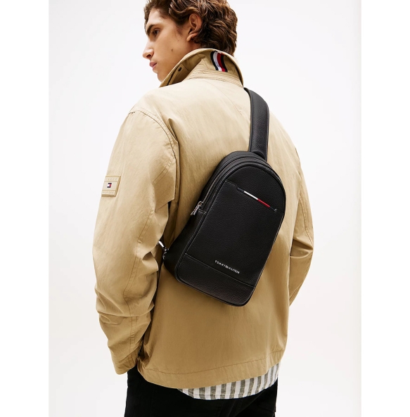 Τσάντα TOMMY HILFIGER TH Central Sling Bag 13575 Μαύρο Τσάντα TOMMY HILFIGER TH Central Sling Bag 13575 Μαύρο