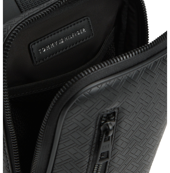 Τσάντα TOMMY HILFIGER TH Embossed Flag Sling Bag 14191 Μαύρο Τσάντα TOMMY HILFIGER TH Embossed Flag Sling Bag 14191 Μαύρο