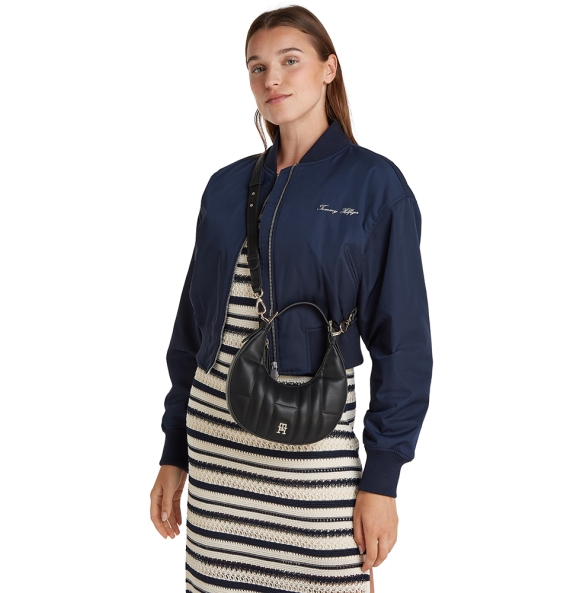 Τσάντα TOMMY HILFIGER TH Feminine Moon 17635 Μαύρο