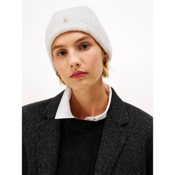 Σκουφάκι TOMMY HILFIGER Chic Fluffy Beanie 17784 Ανοιχτό Γκρι