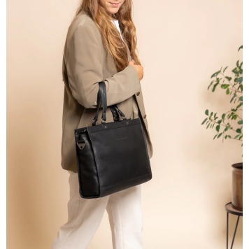 Τσάντα THE CHESTERFIELD BRAND Manly C38.021700 Μαύρο