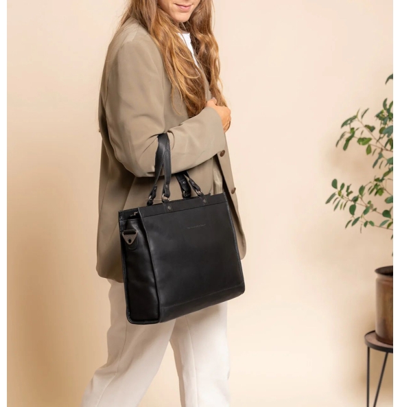 Τσάντα THE CHESTERFIELD BRAND Manly C38.021700 Μαύρο