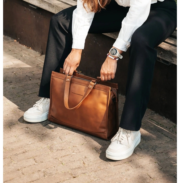 Τσάντα THE CHESTERFIELD BRAND Manly C38.021731 Ταμπά