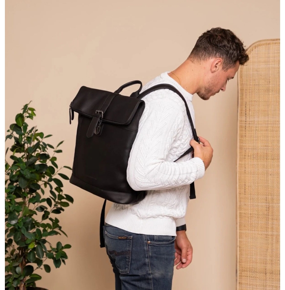 Σακίδιο THE CHESTERFIELD BRAND Larsson C58.033800 Μαύρο