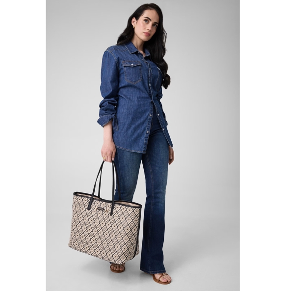 Τσάντα Guess Sophia Shopper HWWG9913240 Μαύρο-Κρεμ