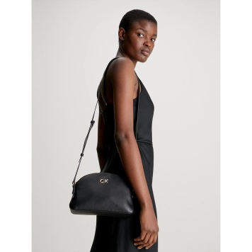 Τσάντα CALVIN KLEIN 11444 Re-Lock Medium Crossbody Μαύρο