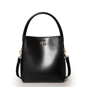 Γυναικεία τσάντα CALVIN KLEIN Bucket With Strap 3174G Μαύρο