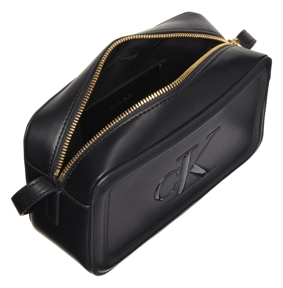 Γυναικεία τσάντα CALVIN KLEIN Raised Camera Bag 3220G Μαύρο