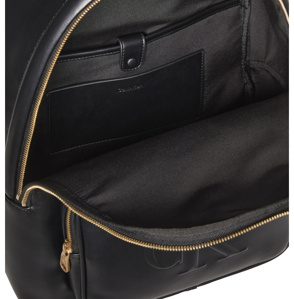 Σακίδιο CALVIN KLEIN Raised 3233G Μαύρο Σακίδιο CALVIN KLEIN Raised 3233G Μαύρο