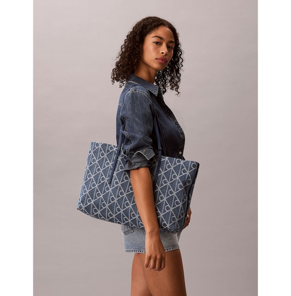 Γυναικεία τσάντα CALVIN KLEIN Emblem Jacquard Tote 3428G Μπλε