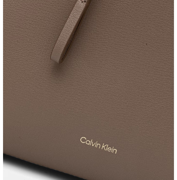 Σακίδιο CALVIN KLEIN Foil Logo Large Flap 3505G Μαύρο
