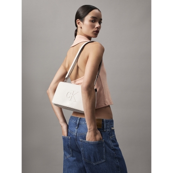 Γυναικεία τσάντα CALVIN KLEIN Sculpted Flap25 3035G Μπεζ