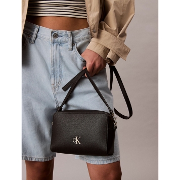 Γυναικεία τσάντα CALVIN KLEIN Minimal Monogram 3162G Μαύρο