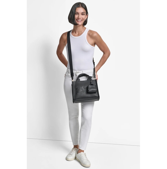 Τσάντα DKNY Hadlee Small Logo Embossed Tote Bag R53AAC80 Μαύρο