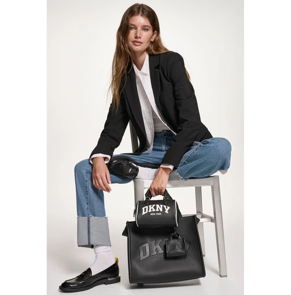 Τσάντα DKNY Hadlee Medium Logo Embossed Tote Bag R53AAR57 Μαύρο