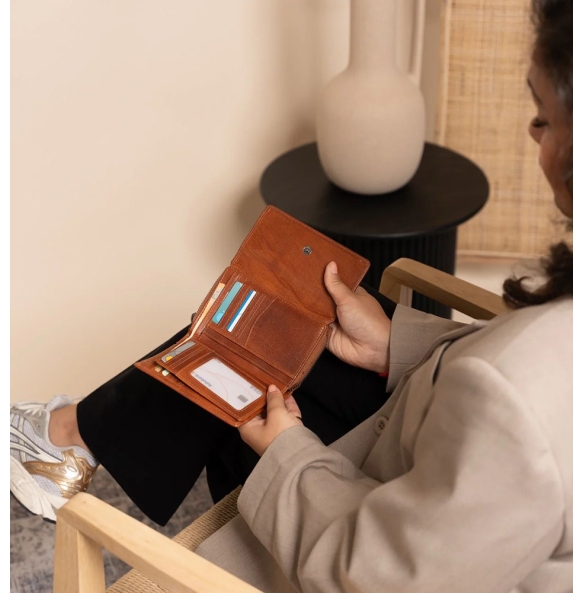 Πορτοφόλι THE CHESTERFIELD BRAND C08.044531 Ταμπά