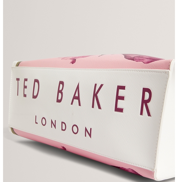 Τσάντα TED BAKER Shilva Medium Icon Bag 284074 Ιβουάρ Τσάντα TED BAKER Shilva Medium Icon Bag 284074 Ιβουάρ