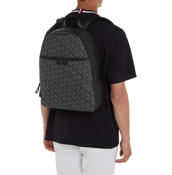 Σακίδιο TOMMY HILFIGER TH Monogram Dome 12225 Μαύρο