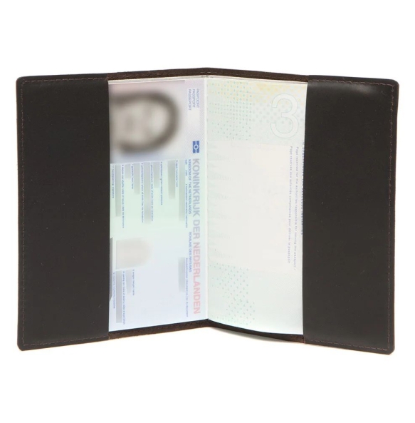 Θήκη διαβατηρίου THE CHESTERFIELD BRAND C08.048801 Καφέ Θήκη διαβατηρίου THE CHESTERFIELD BRAND C08.048801 Καφέ